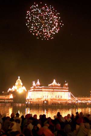 File:Diwali goldentemple.jpg