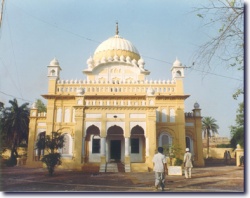 Another front view of Gurudwara Mal ji sahib