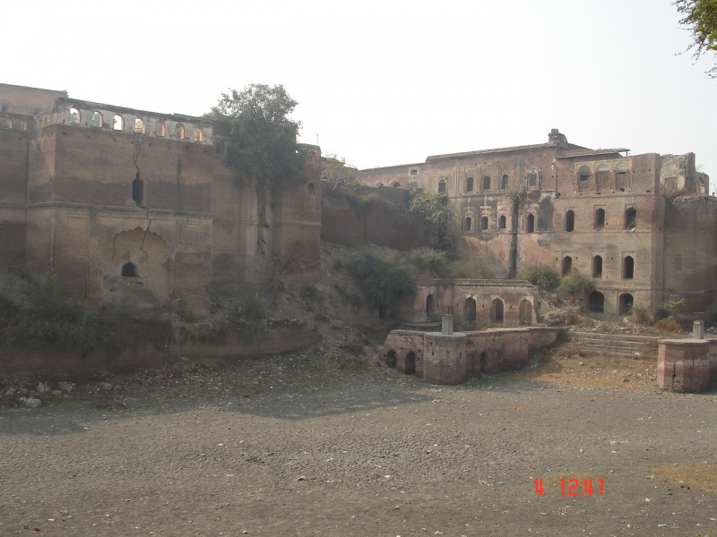 File:Kaithal Fort, which would have been from 1767-1843, the seat and residence of Royal Sikh family of Kaithal.jpg