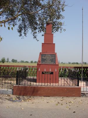Memorial to the Sikh soldiers who died at Budhowal.jpg