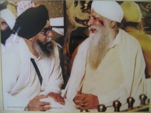 Baba Ji and Giani Amolak Singh Ji.jpg