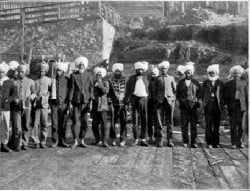 1906. Among the earliest Sikhs to arrive in Vancouver. (Photo source: in "Canada's New Immigrants", by J.Barkley Williams and Saint N. Sing. Canadian Magazine, 28:383,1906)