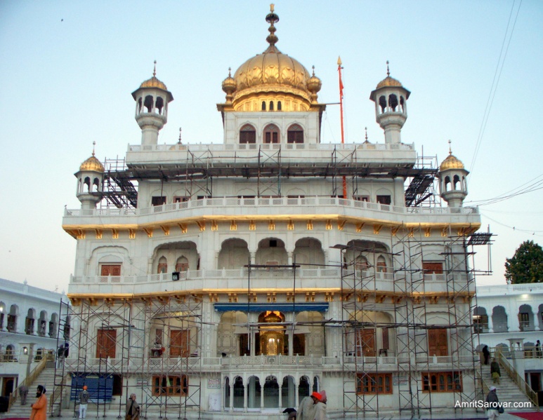 File:Present day Akal Takhat, in its former glory as before, being gold plated..jpg