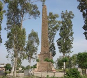 Ferozeshah AngloSikh war monument-m.jpg