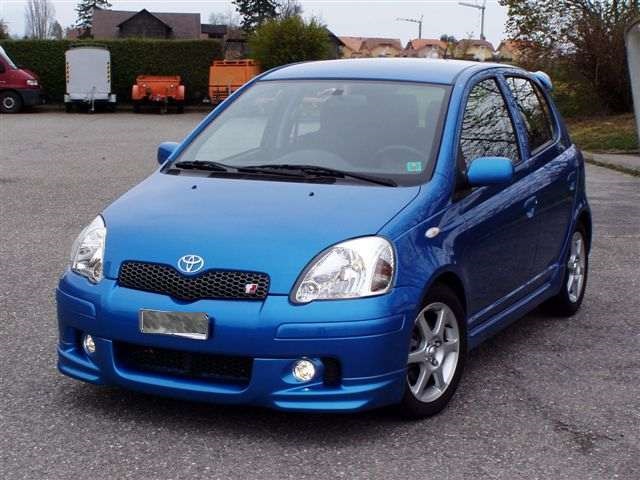 Toyota Yaris TS (2002)