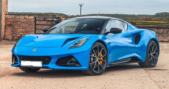 Lotus Emira (2023)