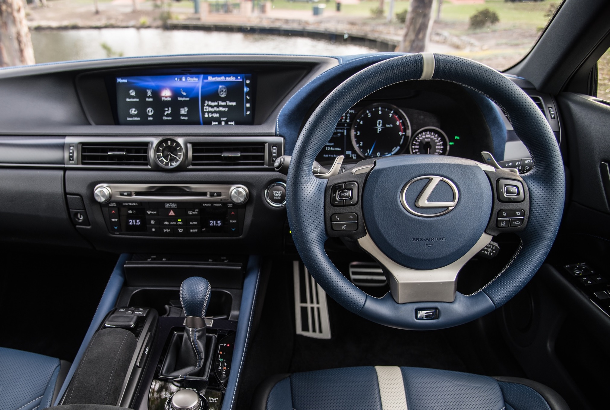 Lexus GS F (2016) Cockpit