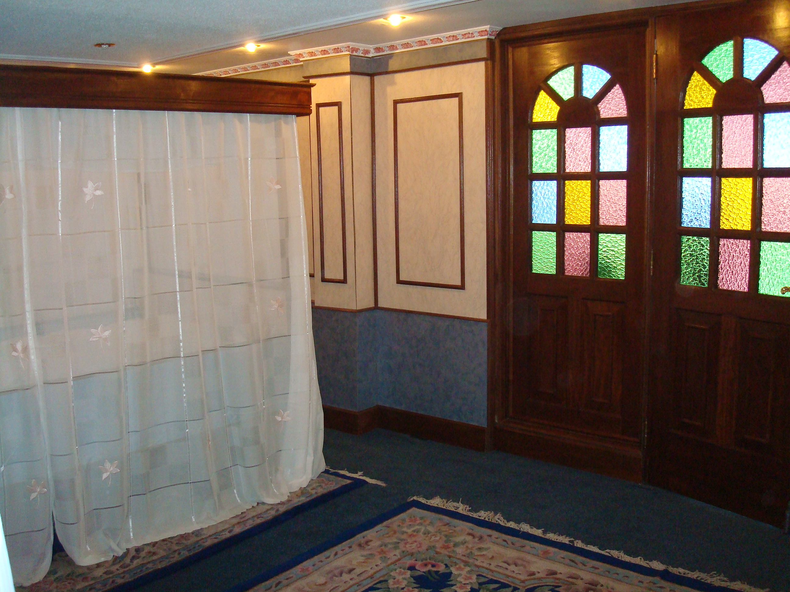 Sachkhand Sahib where all 14 saroops of SGGS are kept. The only 24Hr Air Conditioned room in the Gurdwara Sahib. Mombasa has very humid climate all year round since it is in Coastal Kenya.