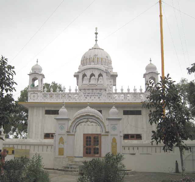 Gurudwara Shri Manak Tabraan.jpg