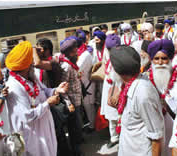 Sikhs arrive for MRS's barsi.png