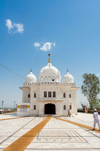 AnandgarhSahiba.jpg
