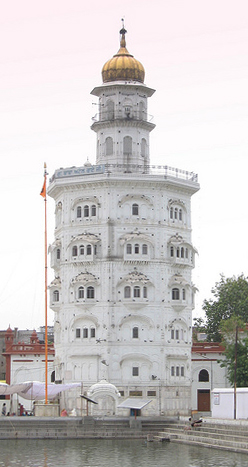 GurdwaraBabaAtal at Kaulsar.jpg