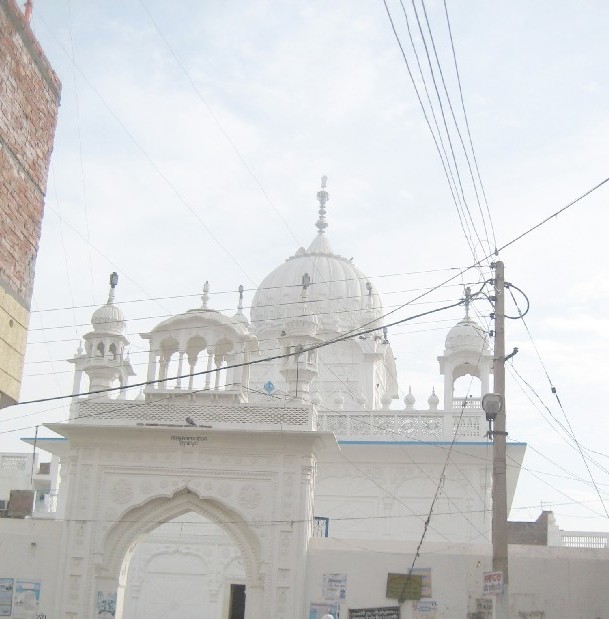 Gurudwara Sri Guru Ka Kooh.jpg