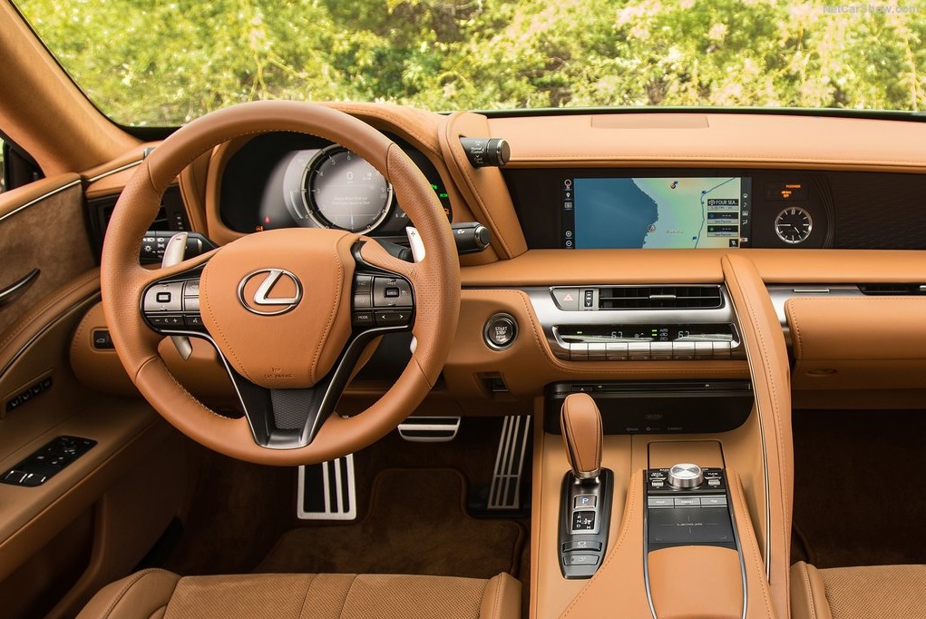 Lexus LC 500 (2022) Cockpit