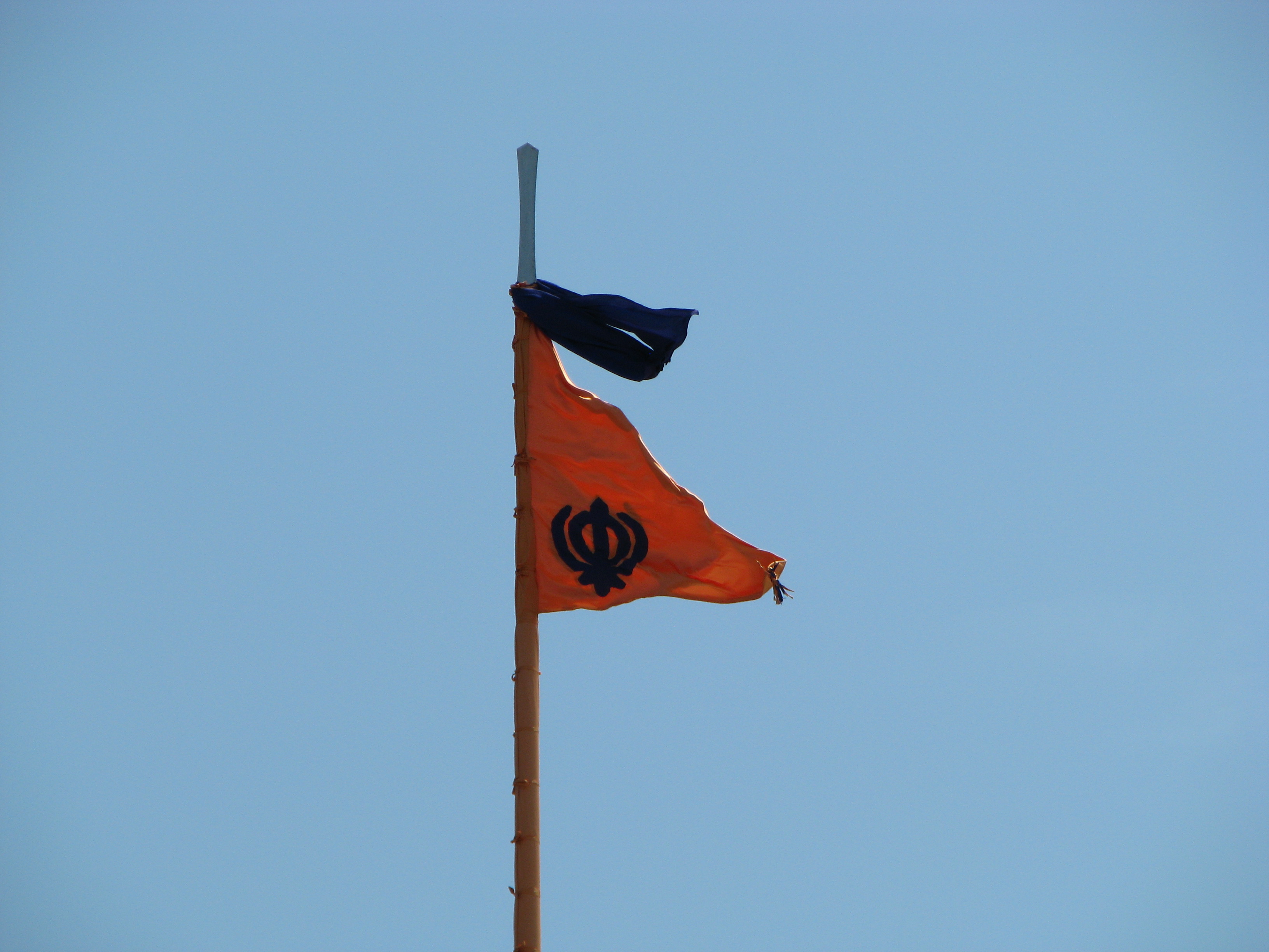 Nishan Sahib by Ranjit Singh Chaggar.jpg