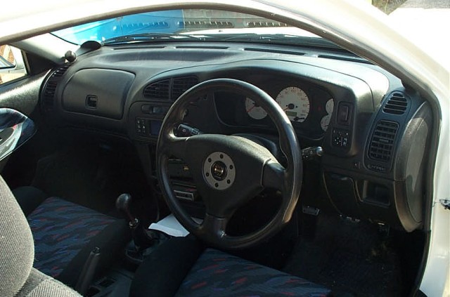 Mitsubishi Mirage Cyborg ZR (1997) Cockpit