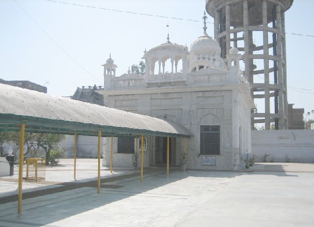 Gurudwara guruKaBaag.JPG