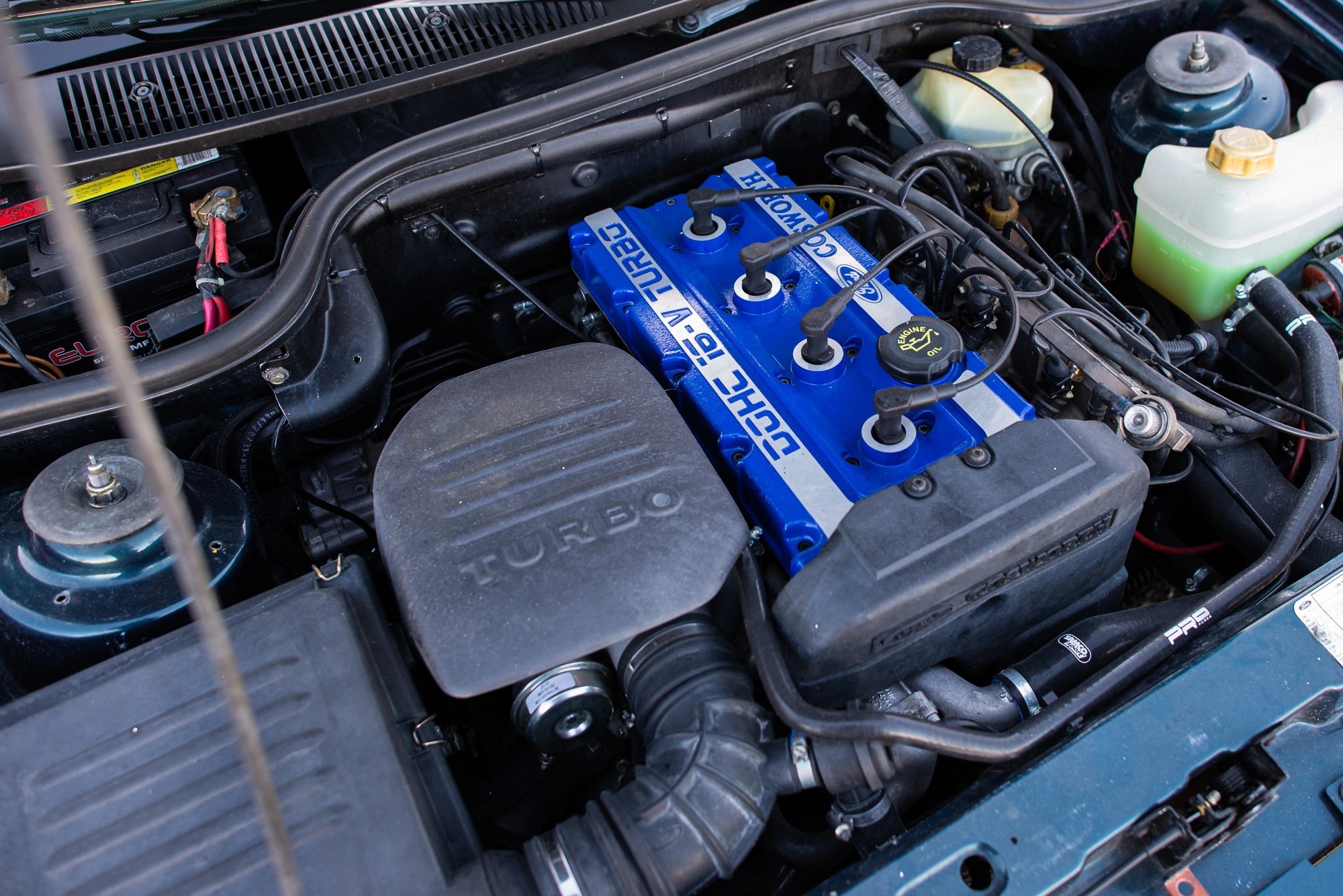 Ford Escort RS Cosworth (1995) Engine