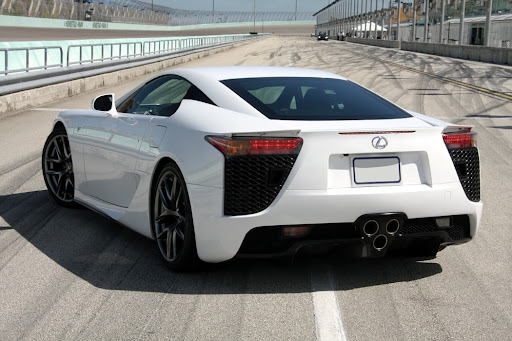 Lexus LFA