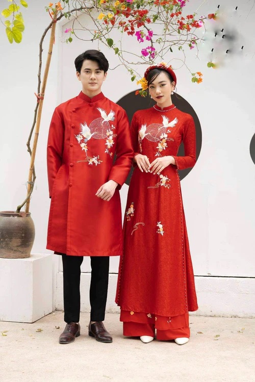 File:Cao Dai Ao Dai 1.jpg