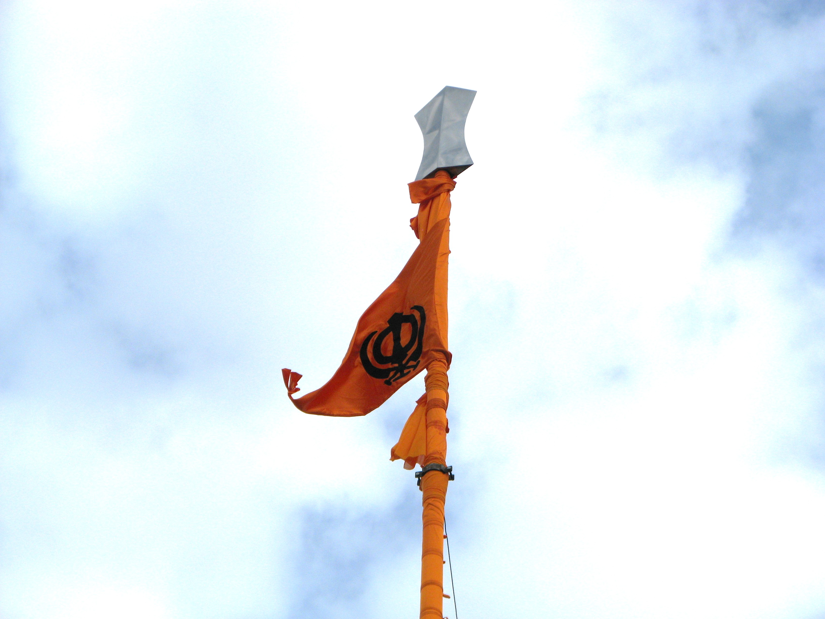 Nishan Sahib 3 by Ranjit Singh Chaggar.jpg