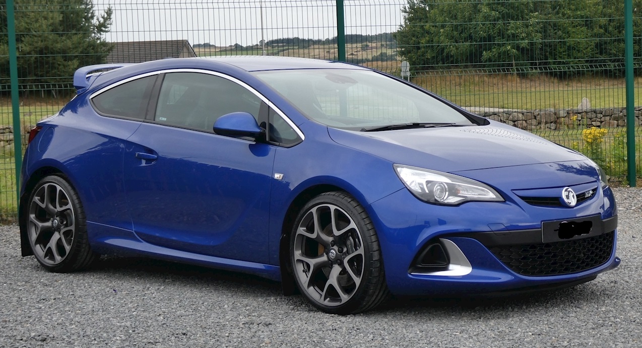 Vauxhall Astra GTC VXR (2014)