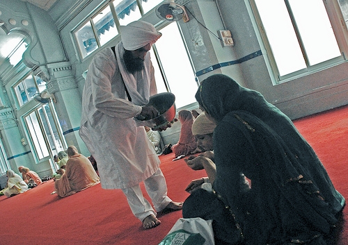 Accepting kara parshad