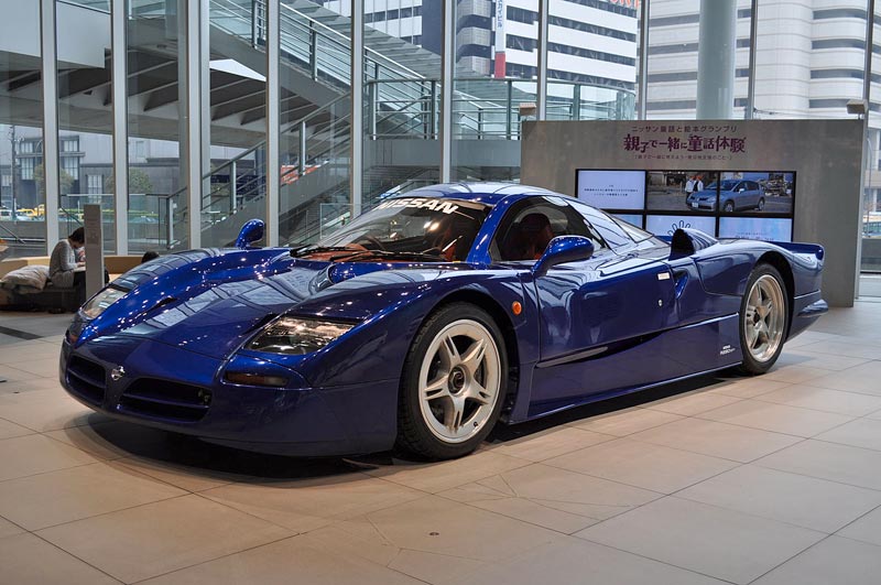 Nissan R390 GT1 (Road Car)