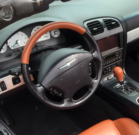Ford Thunderbird (2003) Cockpit