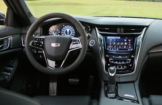 Cadillac CTS-V (2018) Cockpit