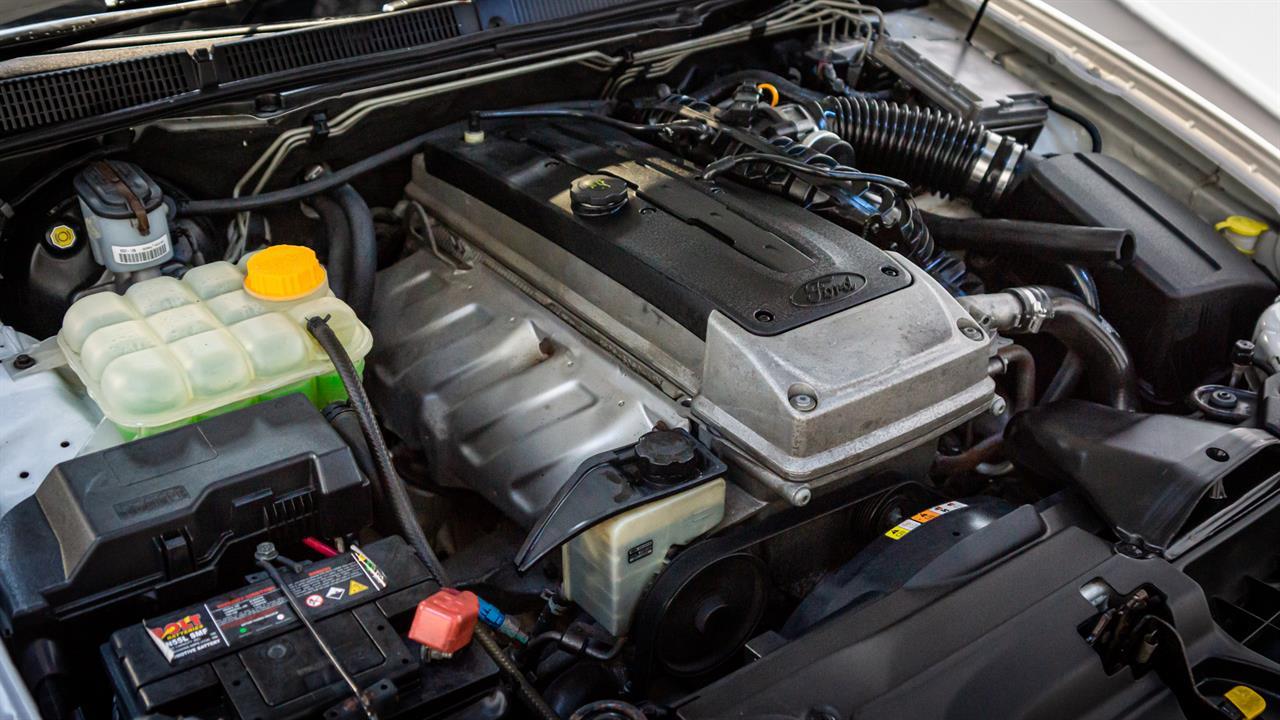 Ford Falcon XR6 (2006) Engine