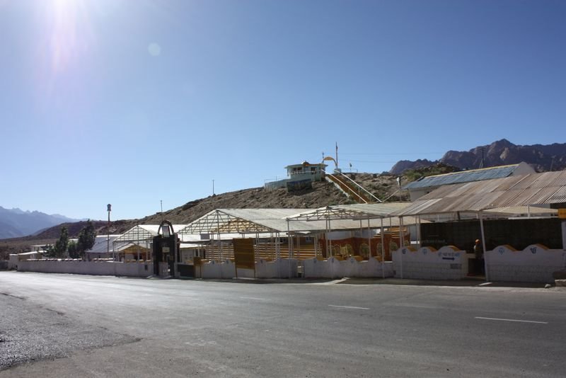 Roadside approach to Gurdwara
