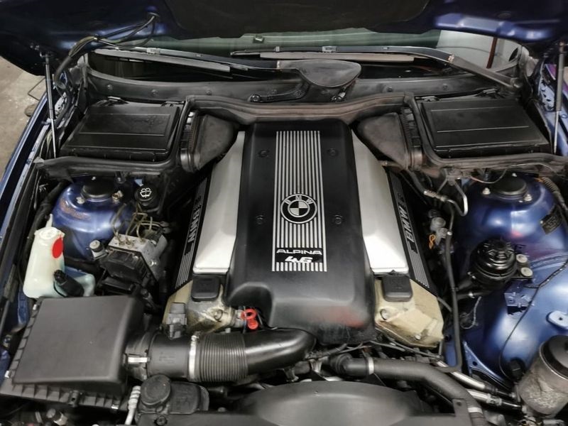 Alpina B10 (E39) (2001) Engine