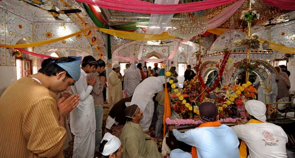 AFP Photos-Farook Naeem