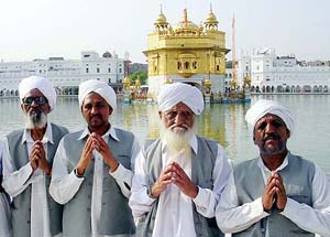 Ashiq Ali Bhai Lal (left), 17th generation descendant.jpg