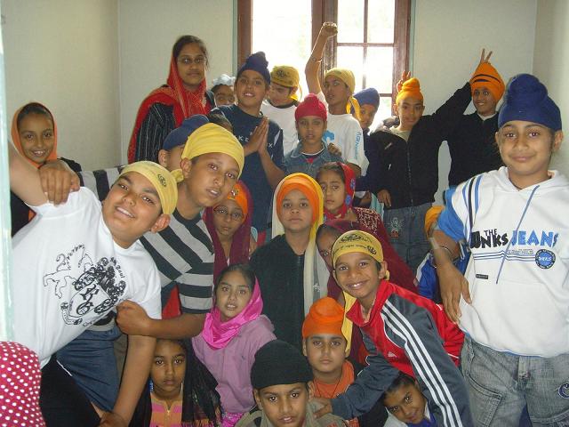 This is photo of Manvir Singh Khalsa's 10-12 year old class.