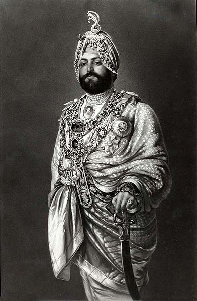 File:Maharajah Duleep Singh dressed for a State function, c. 1875.jpg