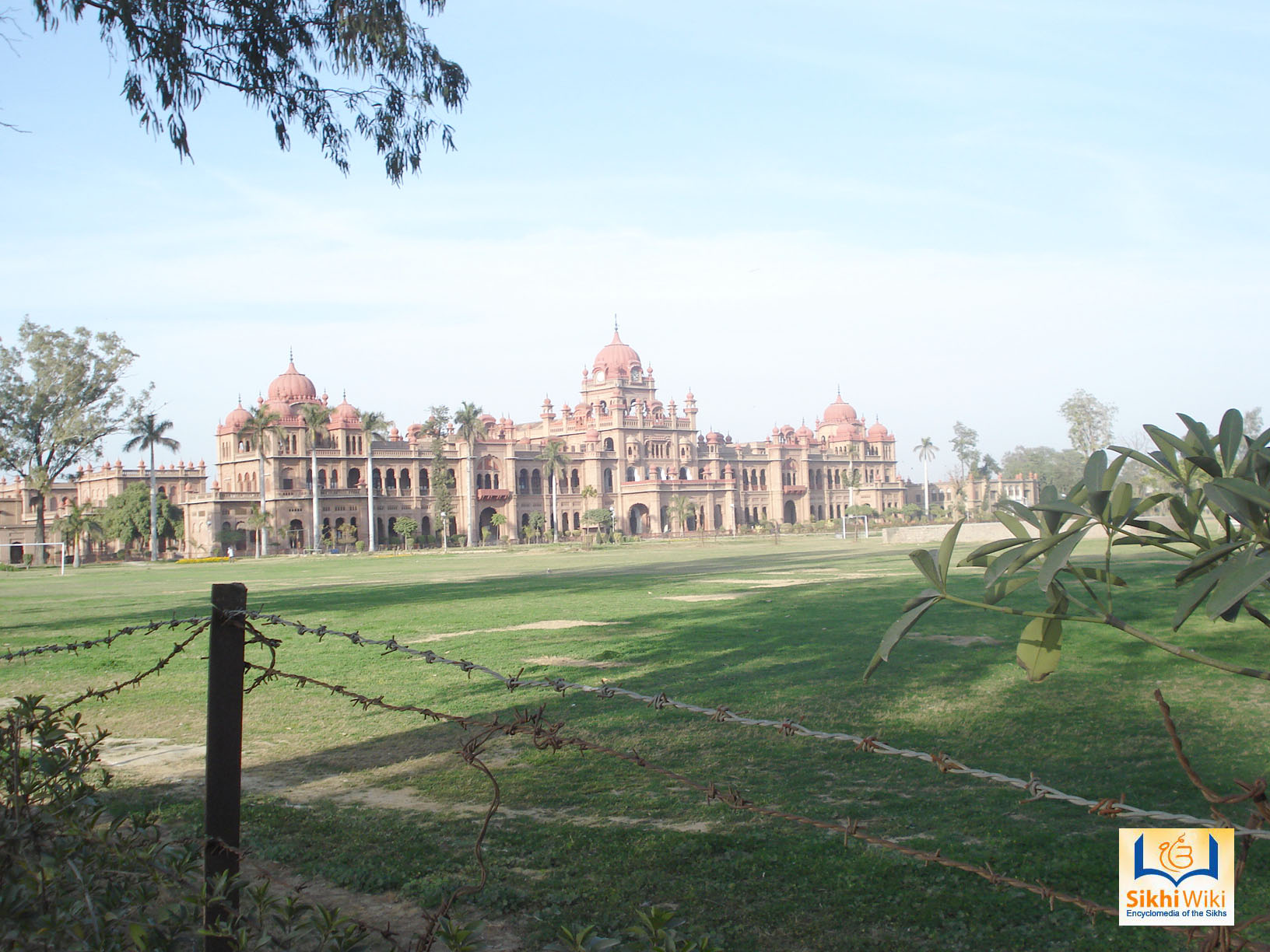 Khalsa College