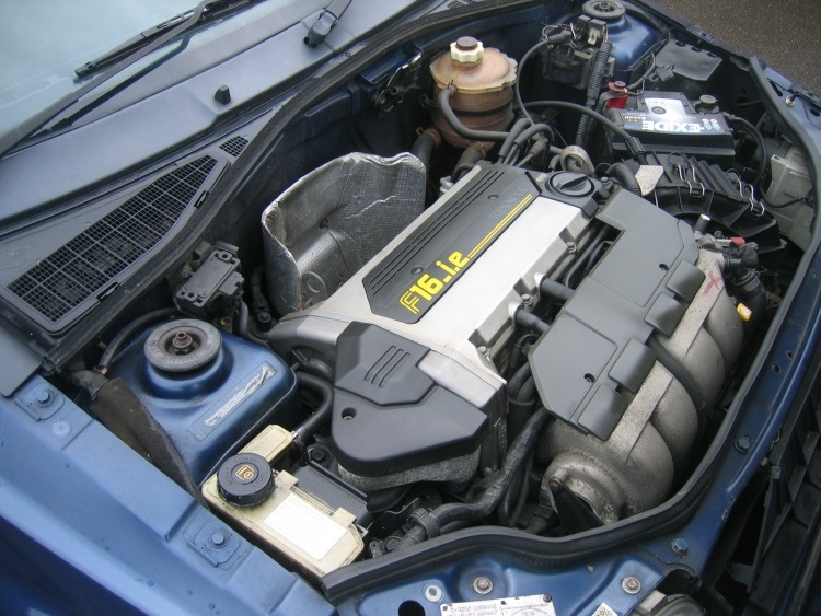 File:Renault Clio Williams (1993) Engine.jpg