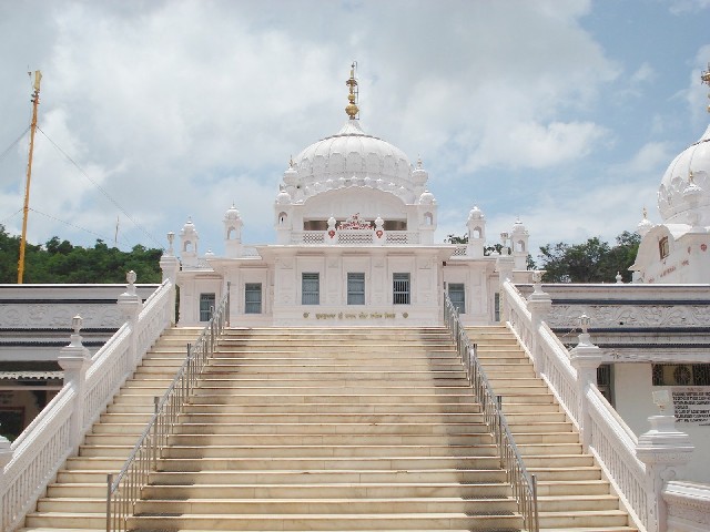 Gurdwarananakjheera.JPG
