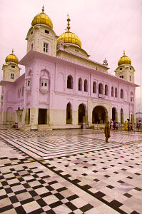 Gurdwara Fatehgarh Sahib