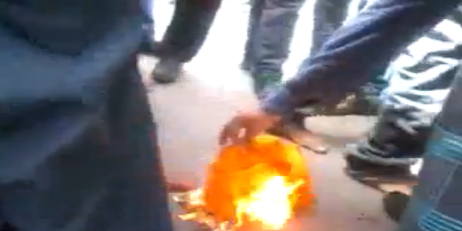 File:Shiv Sena Burning Sikh Turban.png