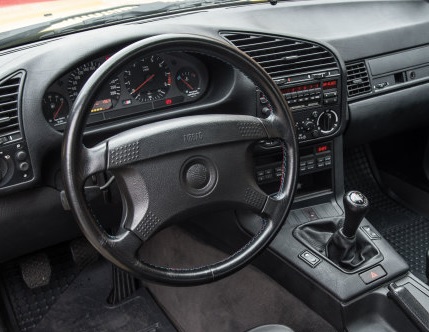File:BMW M3 (E36) (1997) Cockpit.jpg