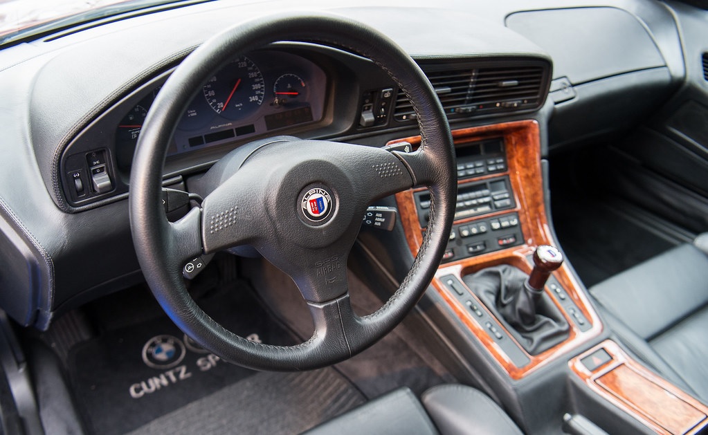 Alpina B12 (E31) (1993) Cockpit