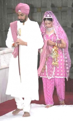 wedding sikhi sikh couple guru divorce against sikhiwiki clockwise sahib granth slowing walking around