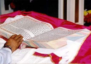 Reading from the Guru Granth sahib.jpg
