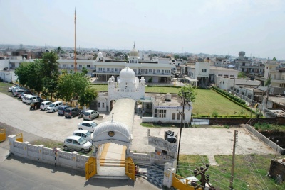 Nanak Ngar Gurdwara 1.jpg