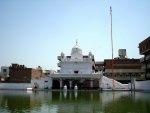 Gurudwara bibeksar sahib amritsar.jpg