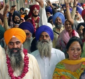 Sikh yatrees 2m.jpg