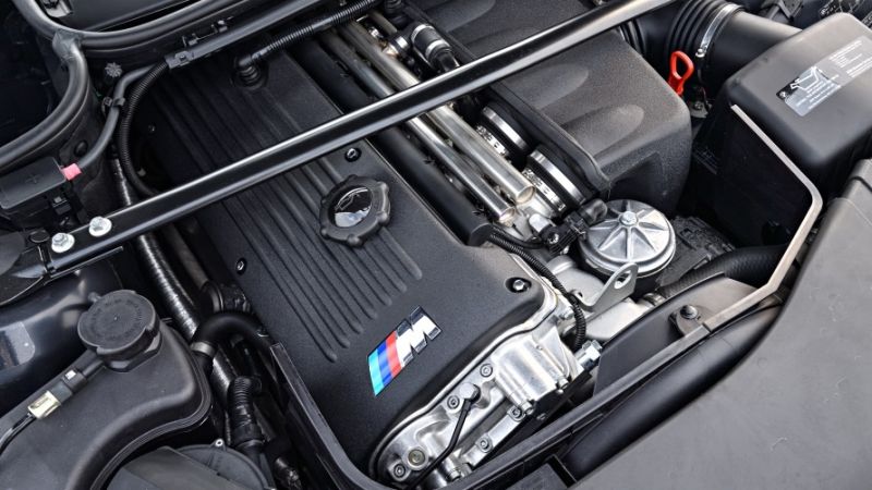File:BMW M3 (E46) (2003) Engine.jpg